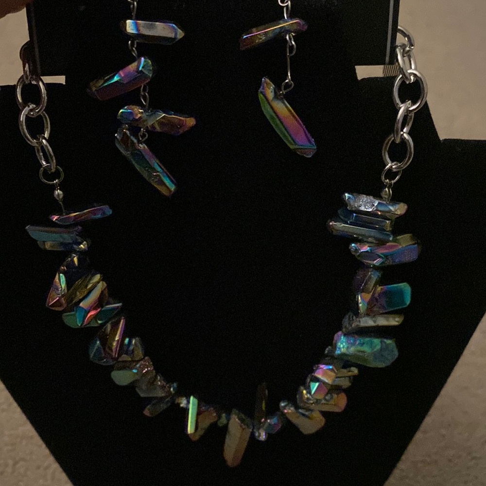 Brand new necklace and earrings set.